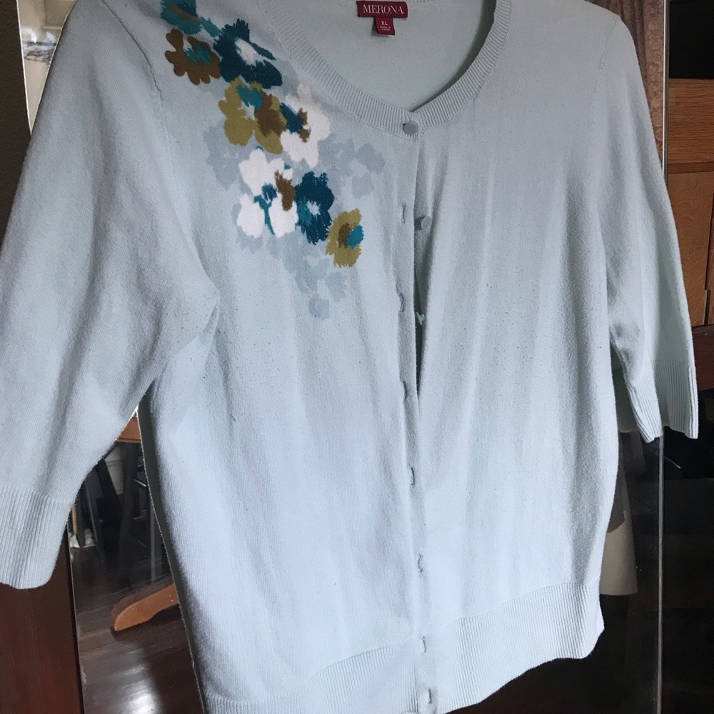 Cardigan sweater size XL
